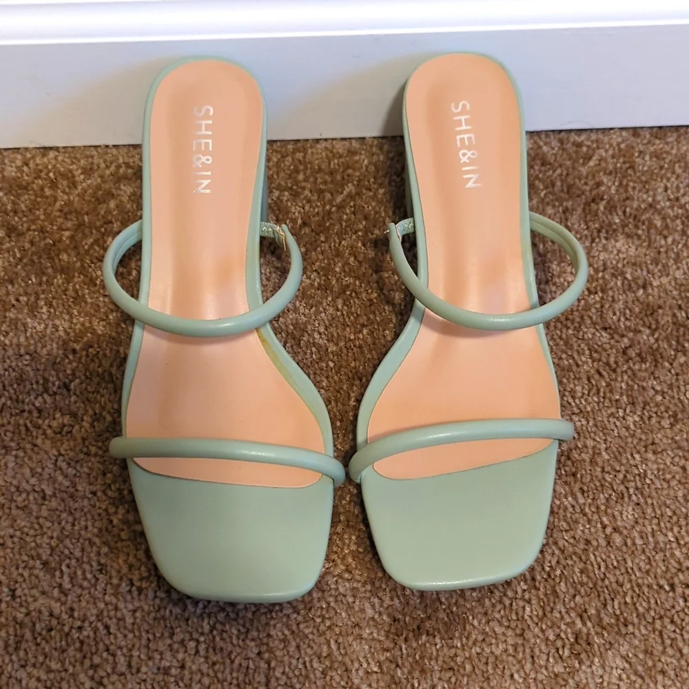 NWT SheIn Mint Strappy Mule - Picture 2 of 4